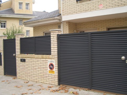 puerta abatible 3.jpg