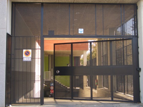 puerta abatible 4.jpg