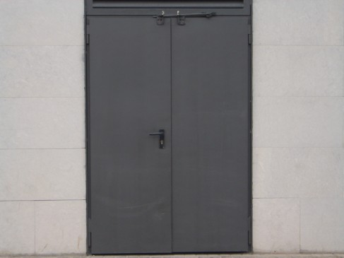 puerta cortafuego o antipanico con maneta 6.jpg